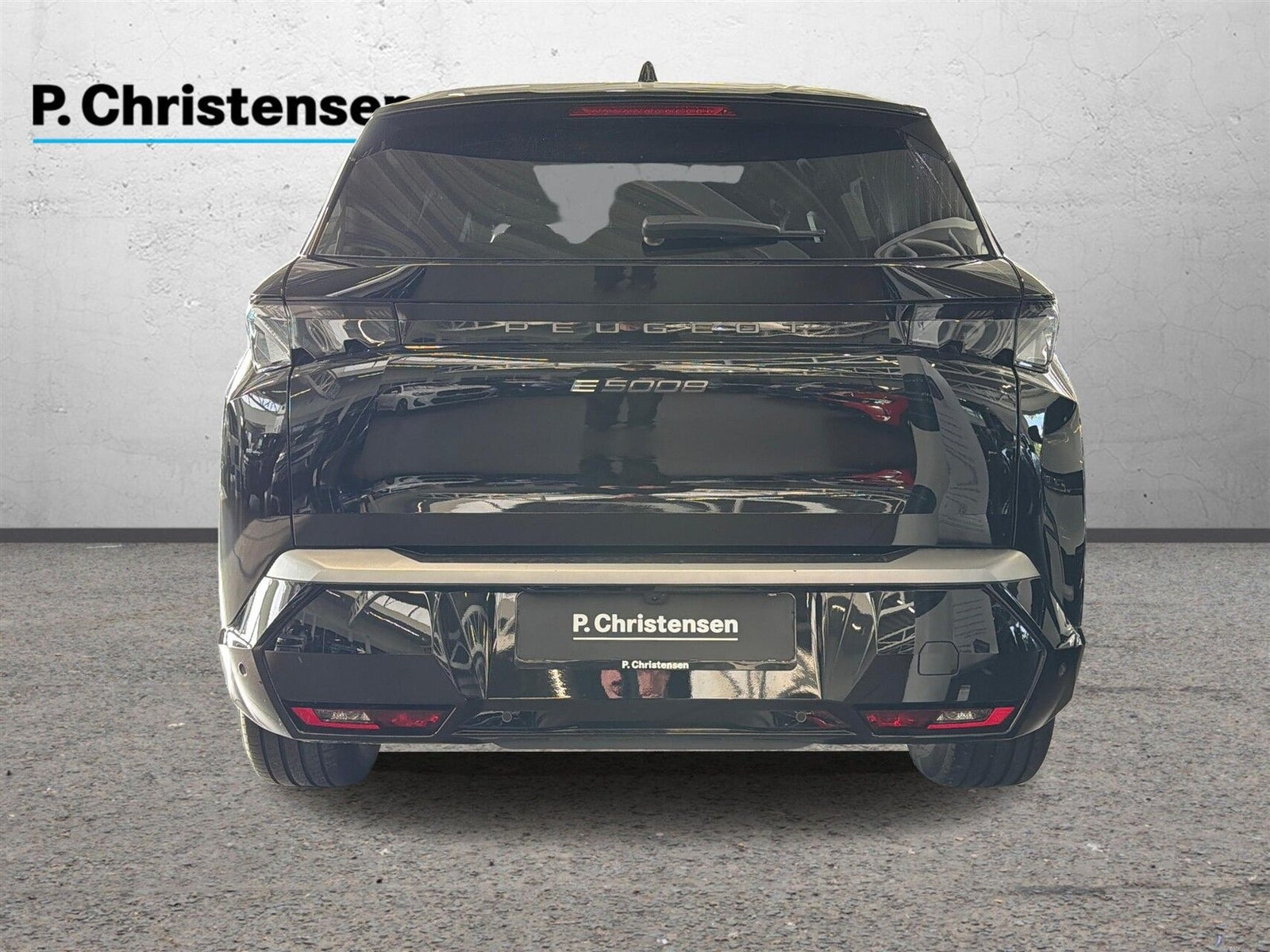 Sort Peugeot e-5008 fra 2025