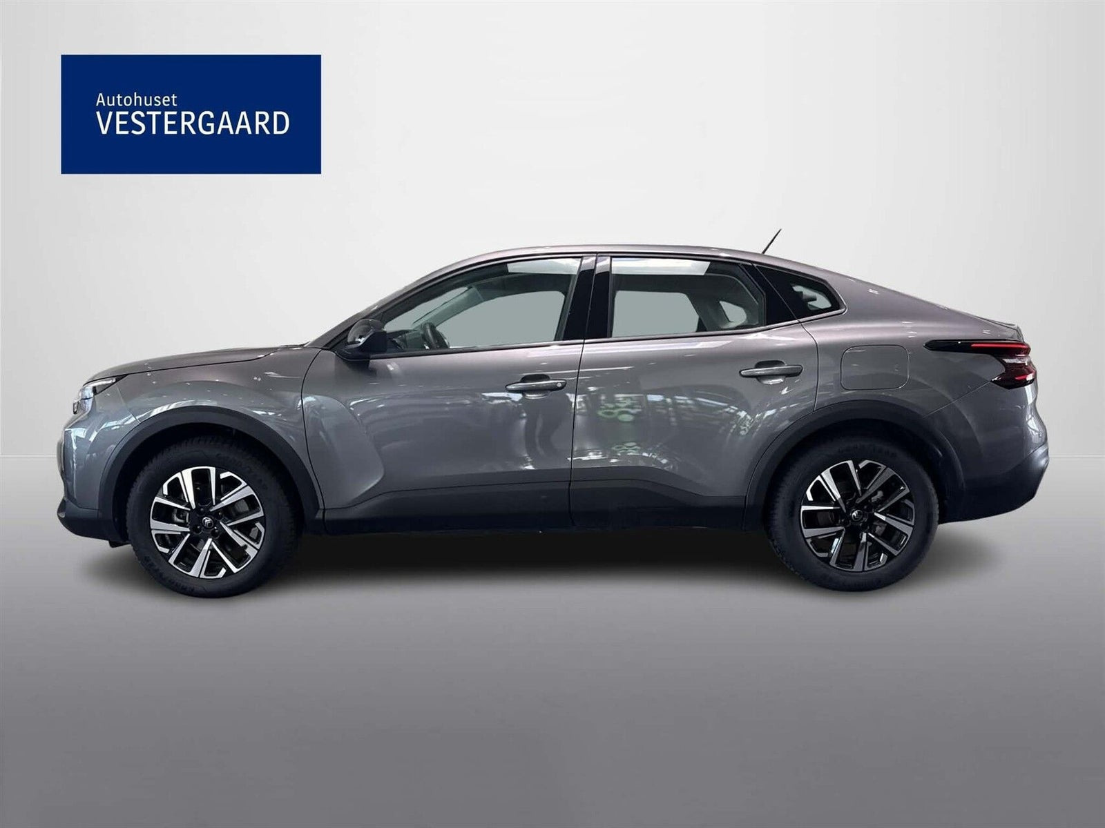 Grå Citroën ë-C4 X fra 2025