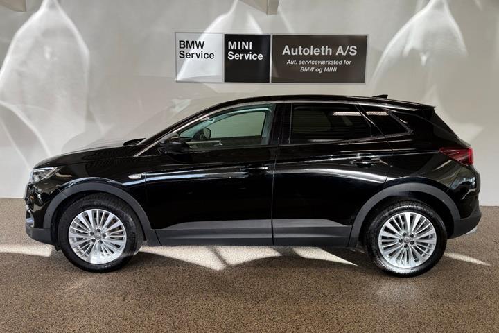 Sort Opel Grandland X fra 2019
