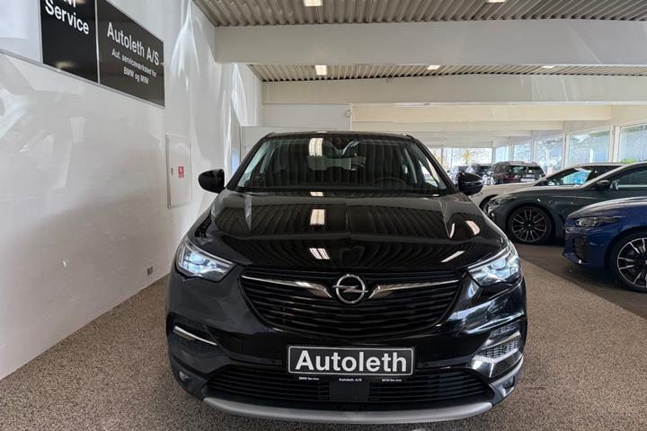 Sort Opel Grandland X fra 2019