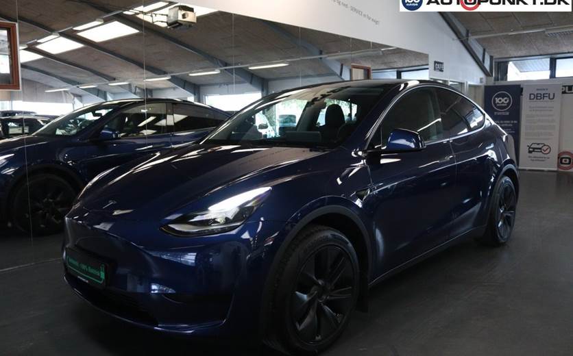 Tesla Model Y Long Range RWD