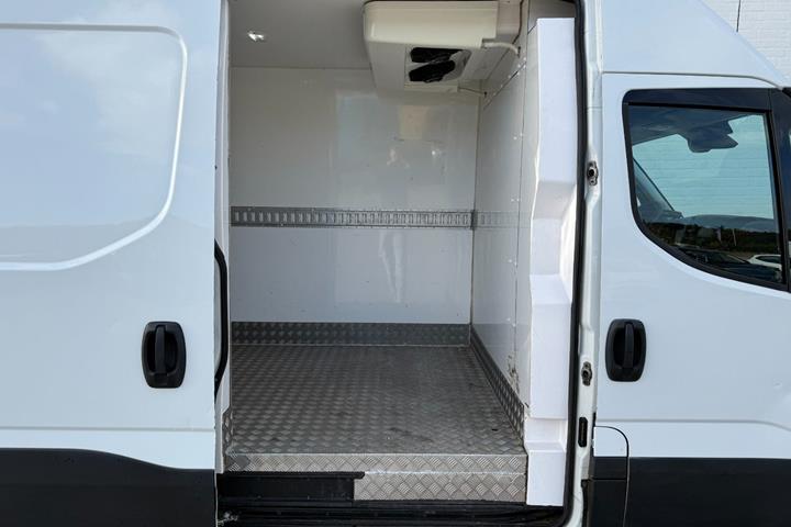 undefined Iveco Daily fra 2017
