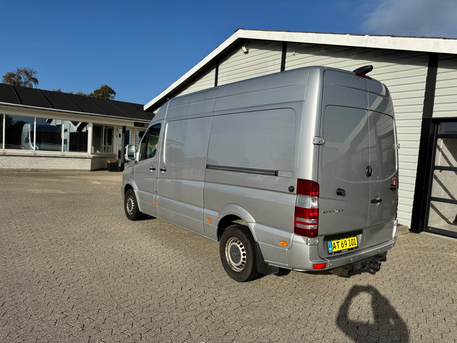 Sølv Mercedes Sprinter 319 fra 2015