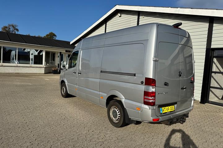 Sølv Mercedes Sprinter 319 fra 2015