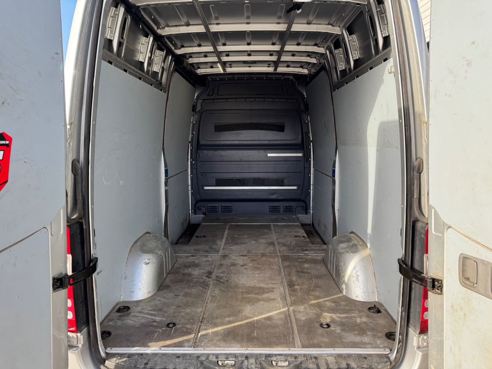 Sølv Mercedes Sprinter 319 fra 2015