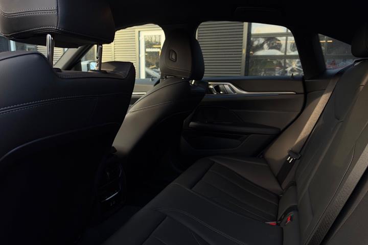 undefined BMW i4 fra 2025