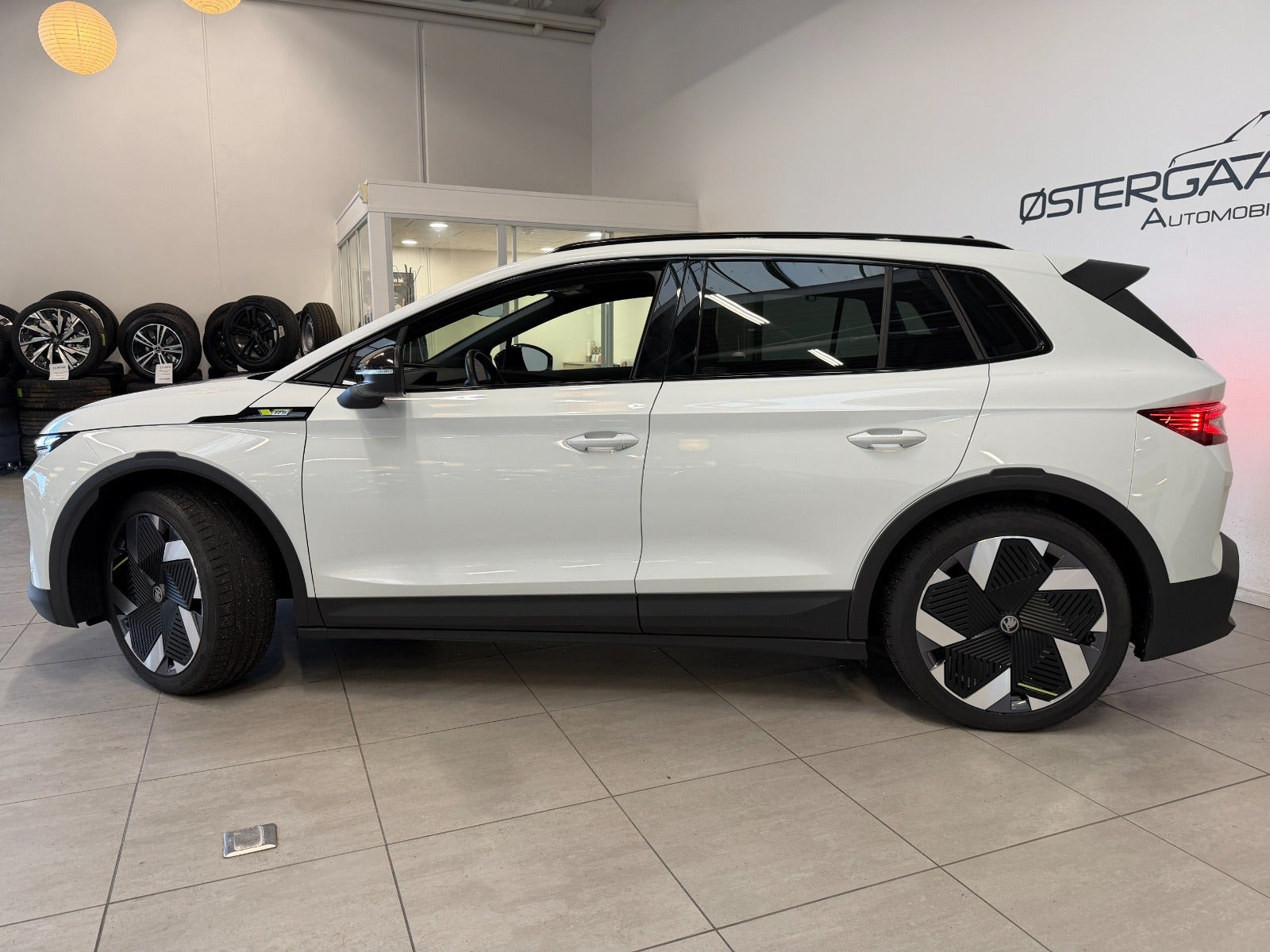 Hvid Skoda Elroq fra 2026