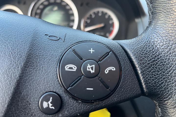 Sort Mercedes C180 fra 2007