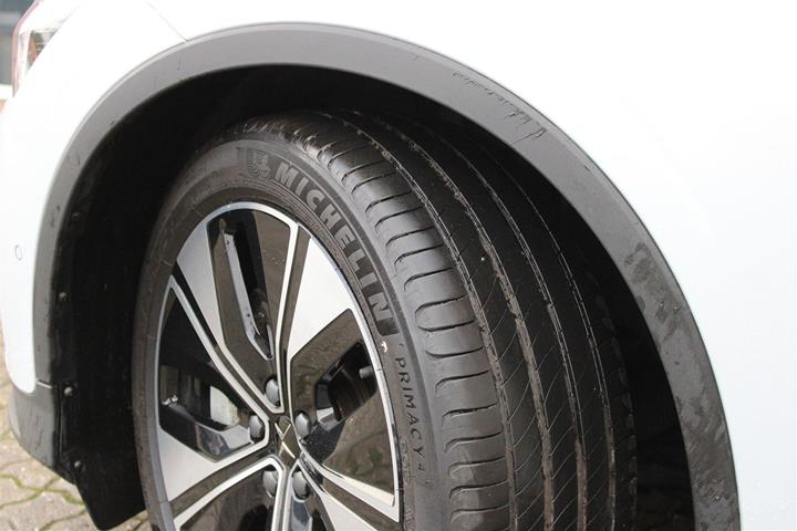 Hvid Polestar 2 fra 2024