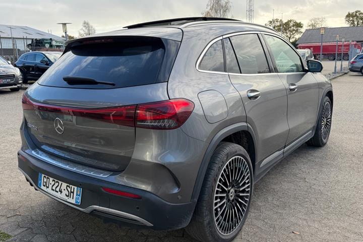 Grå Mercedes EQA250 fra 2022