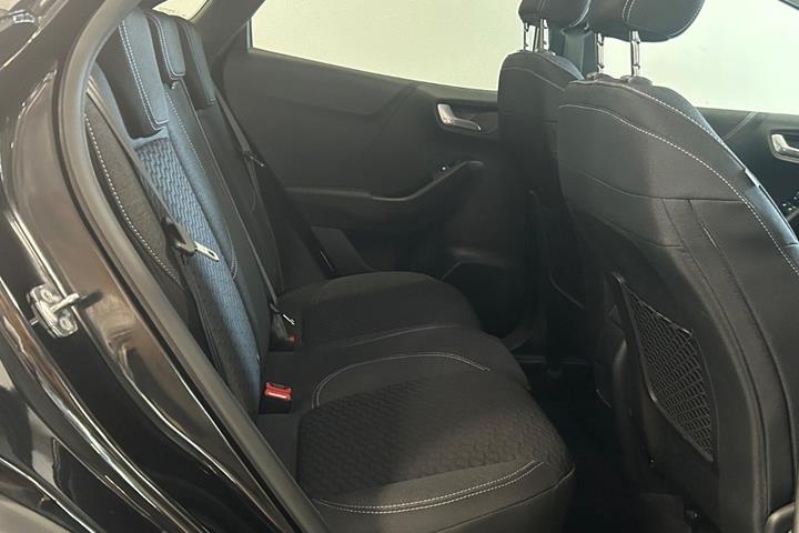Sort Ford Puma fra 2021