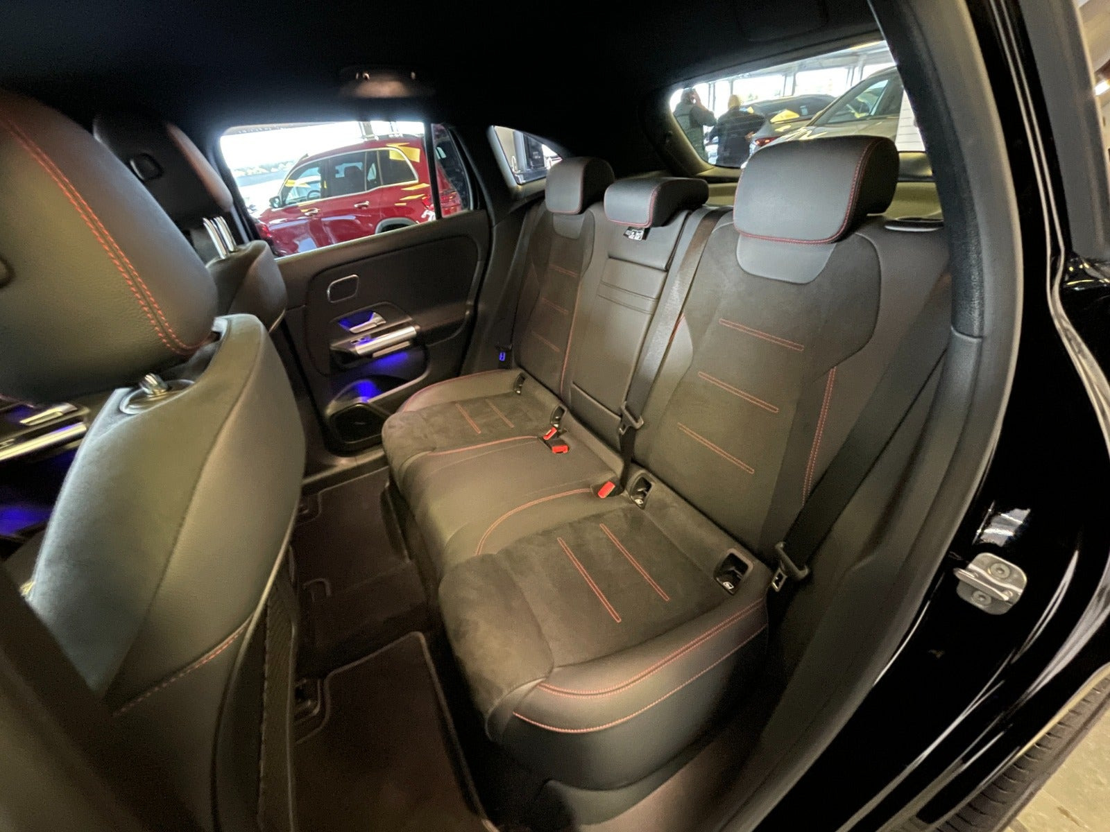 Sort Mercedes EQA250+ fra 2025