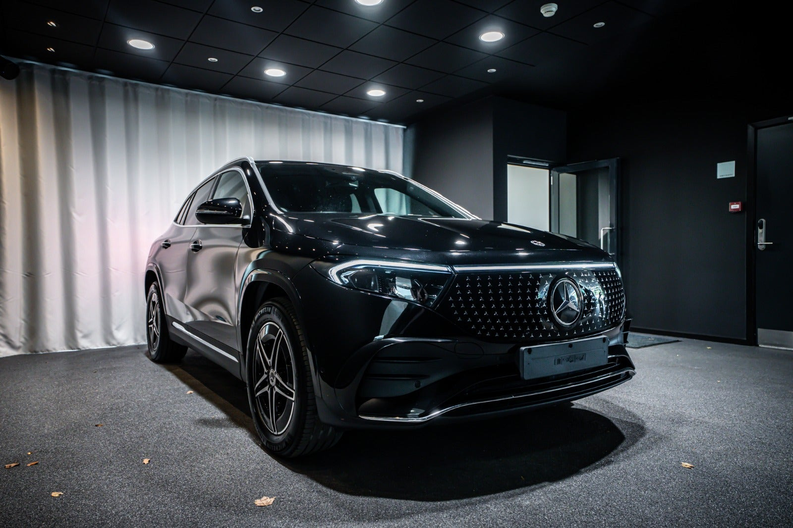 Sort Mercedes EQA250+ fra 2025
