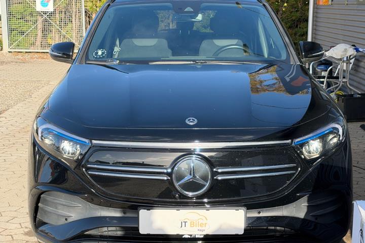 Sort Mercedes EQA250+ fra 2022