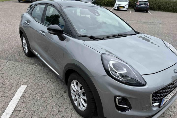 Grå Ford Puma fra 2020