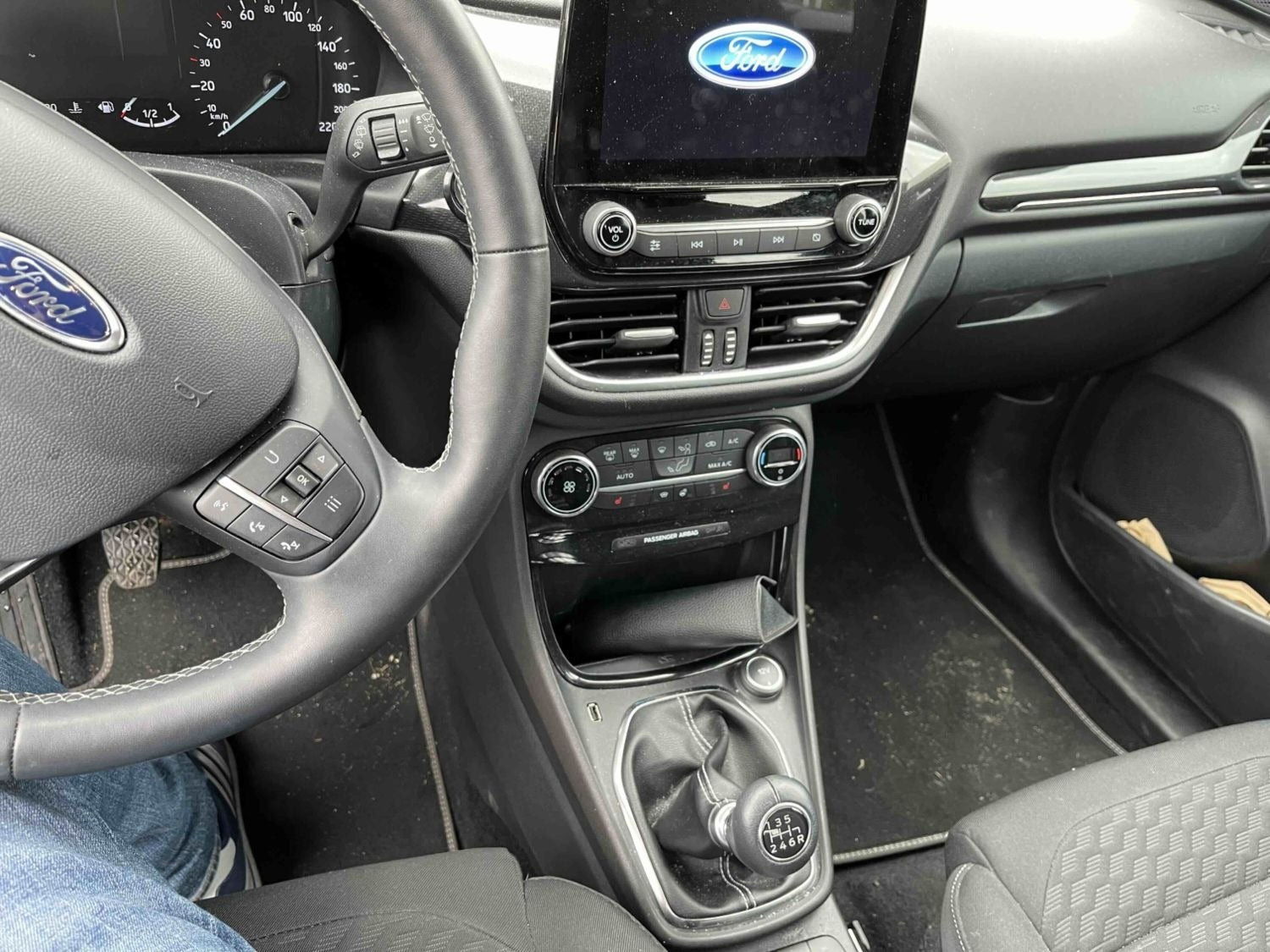 Grå Ford Puma fra 2020