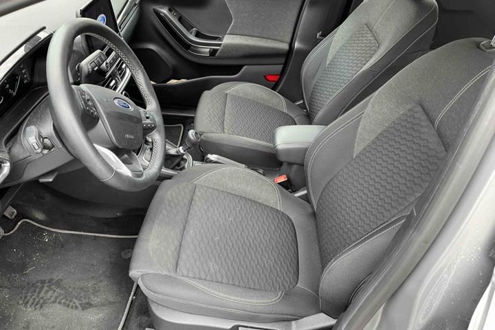 Grå Ford Puma fra 2020