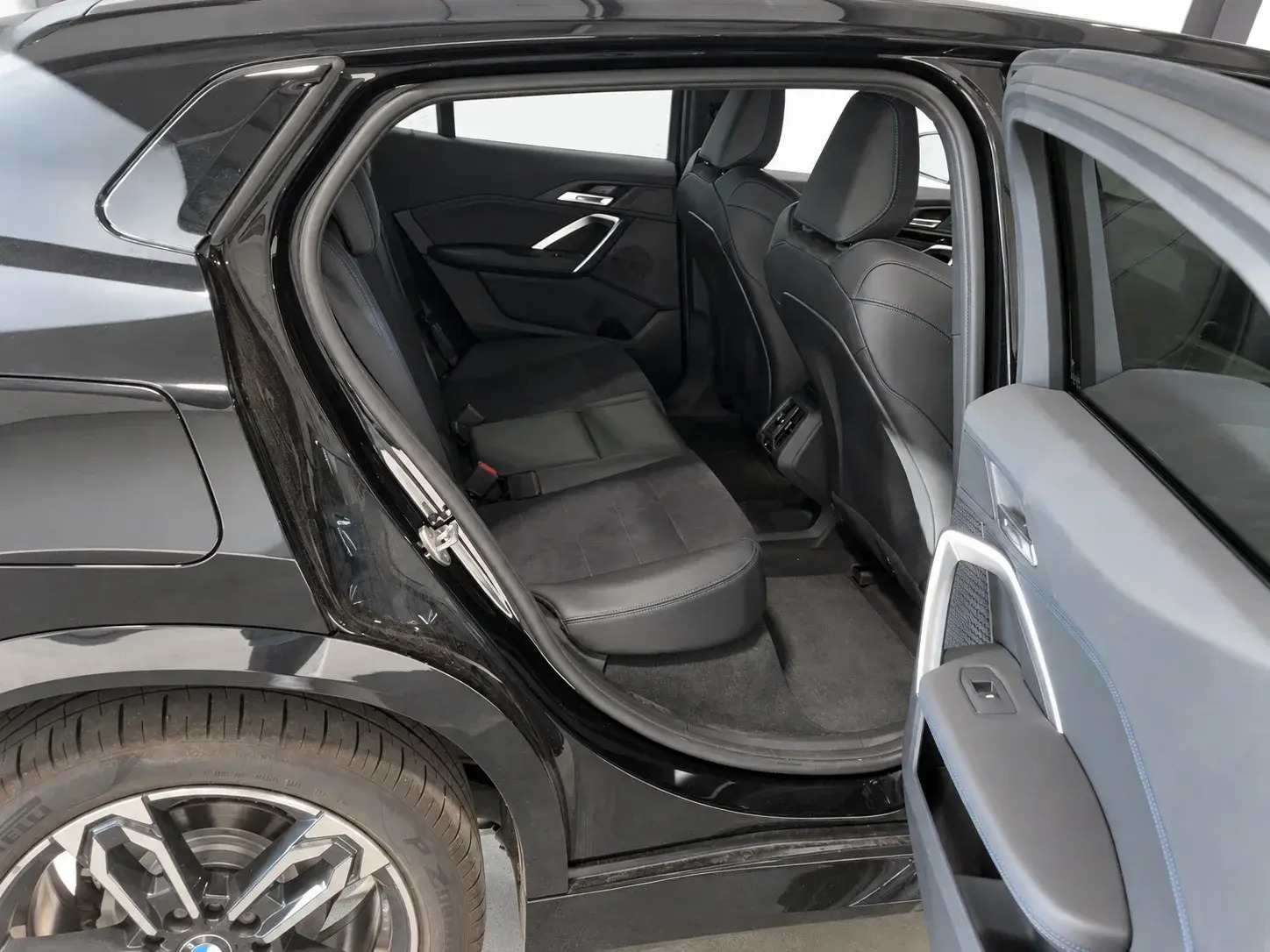 Sort BMW iX2 fra 2025