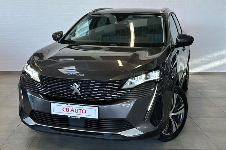 Grå Peugeot 3008 fra 2020