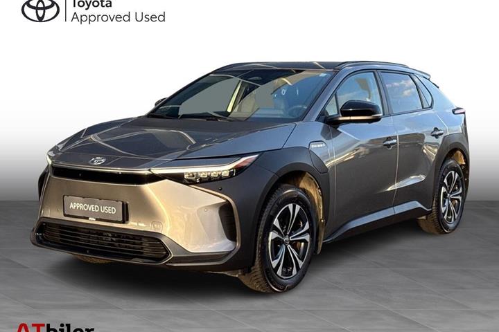 Grå Toyota BZ4X fra 2023