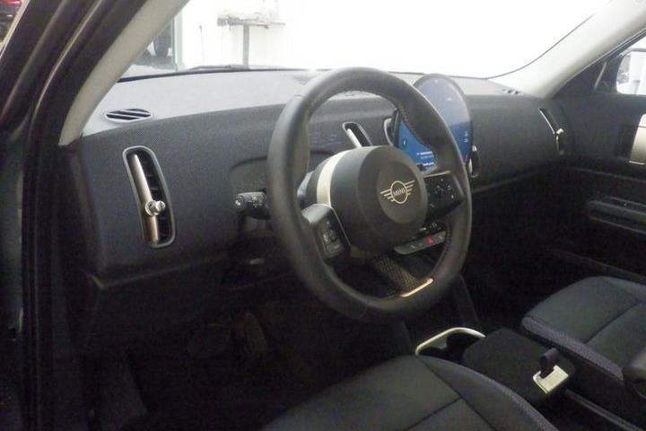 Grå Mini Countryman fra 2024