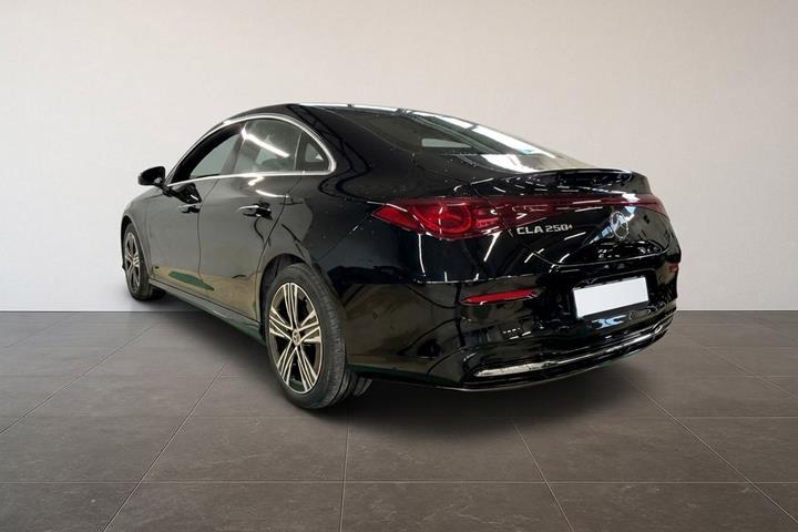 Sort Mercedes CLA250+ fra 2025
