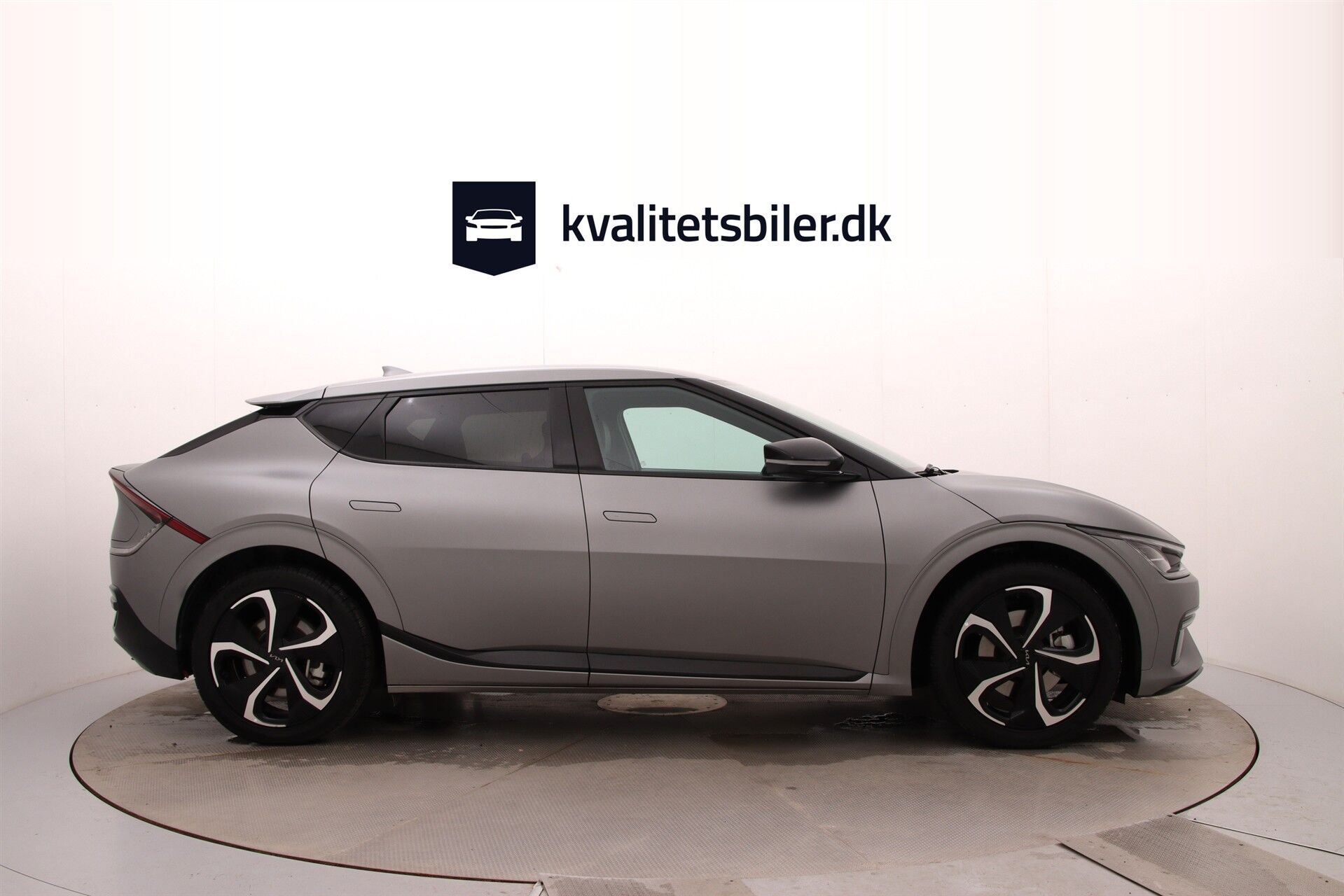 Grå Kia EV6 fra 2022