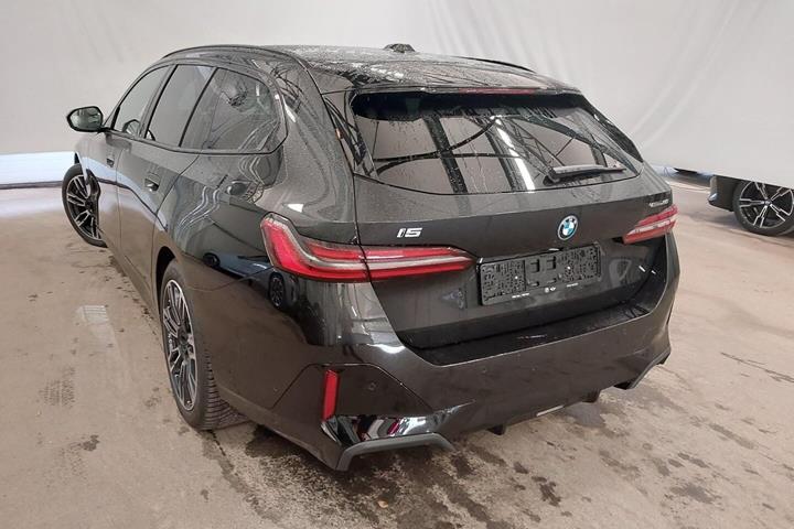 Sort BMW i5 fra 2024