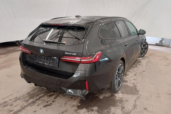 Sort BMW i5 fra 2024