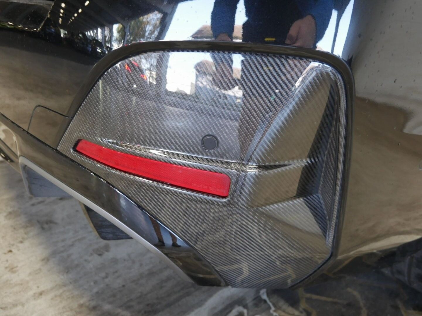Sort BMW i4 fra 2025