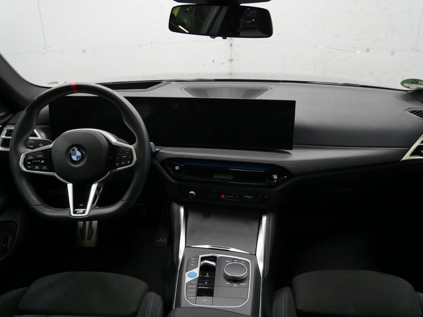Sort BMW i4 fra 2025