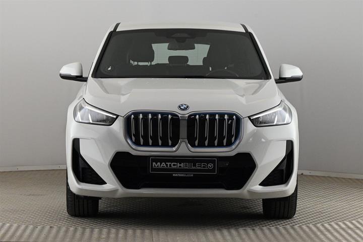 Hvid BMW iX1 fra 2023
