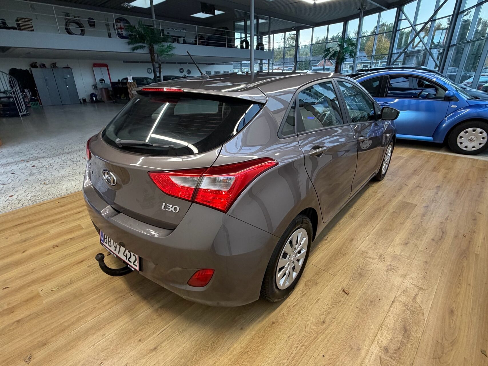 Brun Hyundai i30 fra 2016