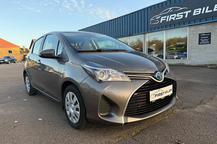 undefined Toyota Yaris fra 2016