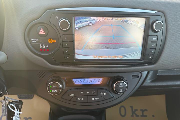 undefined Toyota Yaris fra 2016
