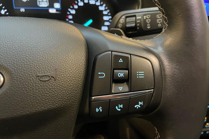 Rød Ford Focus fra 2019