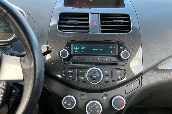 Sort Chevrolet Spark fra 2014