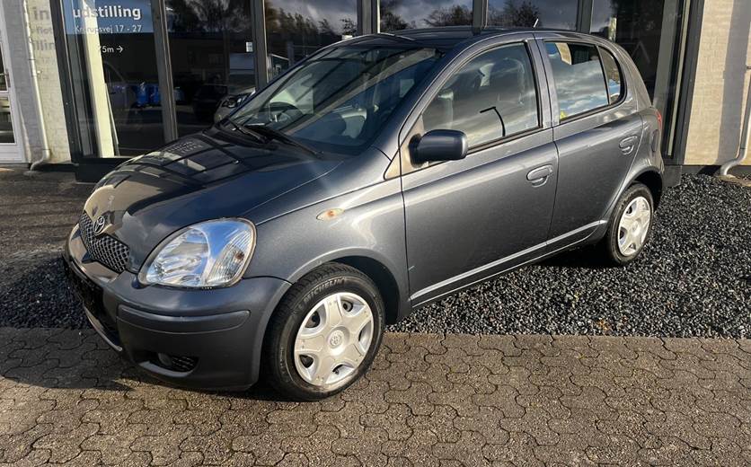 Toyota Yaris 1,0 Blue