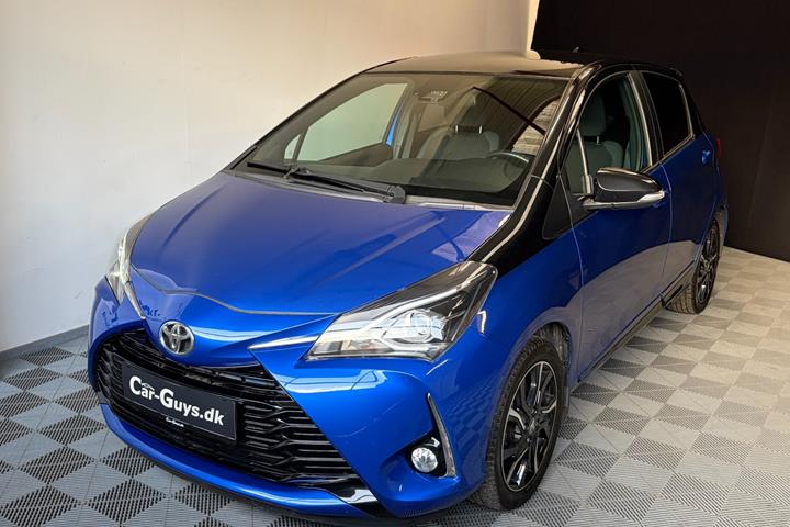 Sort Toyota Yaris fra 2018