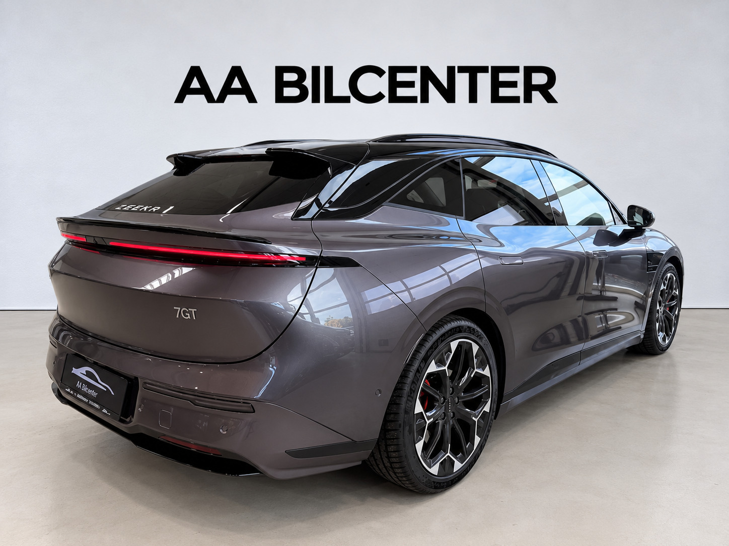 Lilla Zeekr 7GT fra 2026
