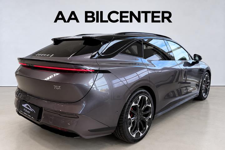 Lilla Zeekr 7GT fra 2026