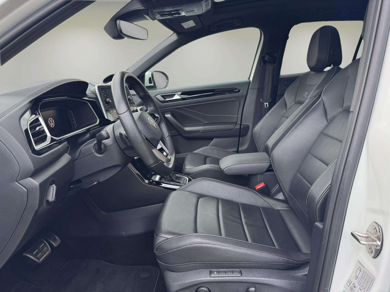 Hvid VW T-Roc fra 2022
