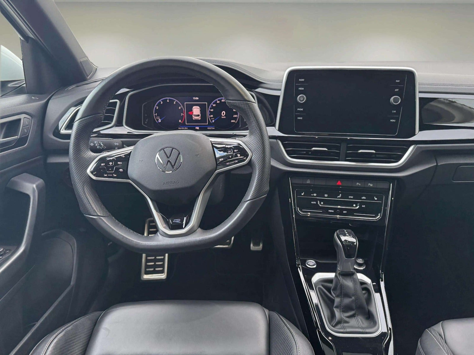 Hvid VW T-Roc fra 2022