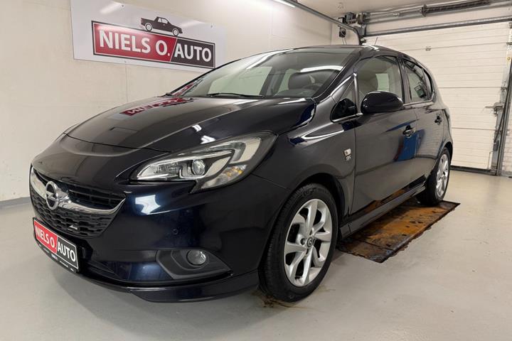 Blå Opel Corsa fra 2019