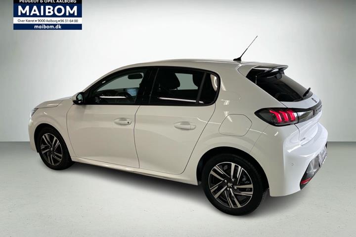 Hvid Peugeot 208 fra 2021