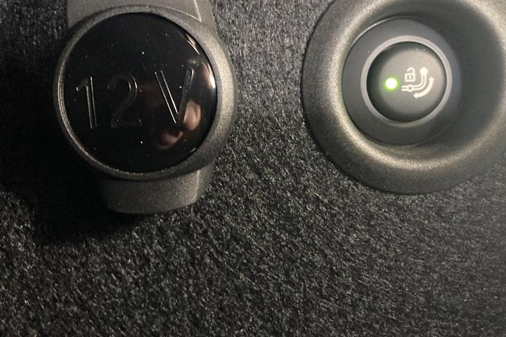 Sort BMW iX1 fra 2025