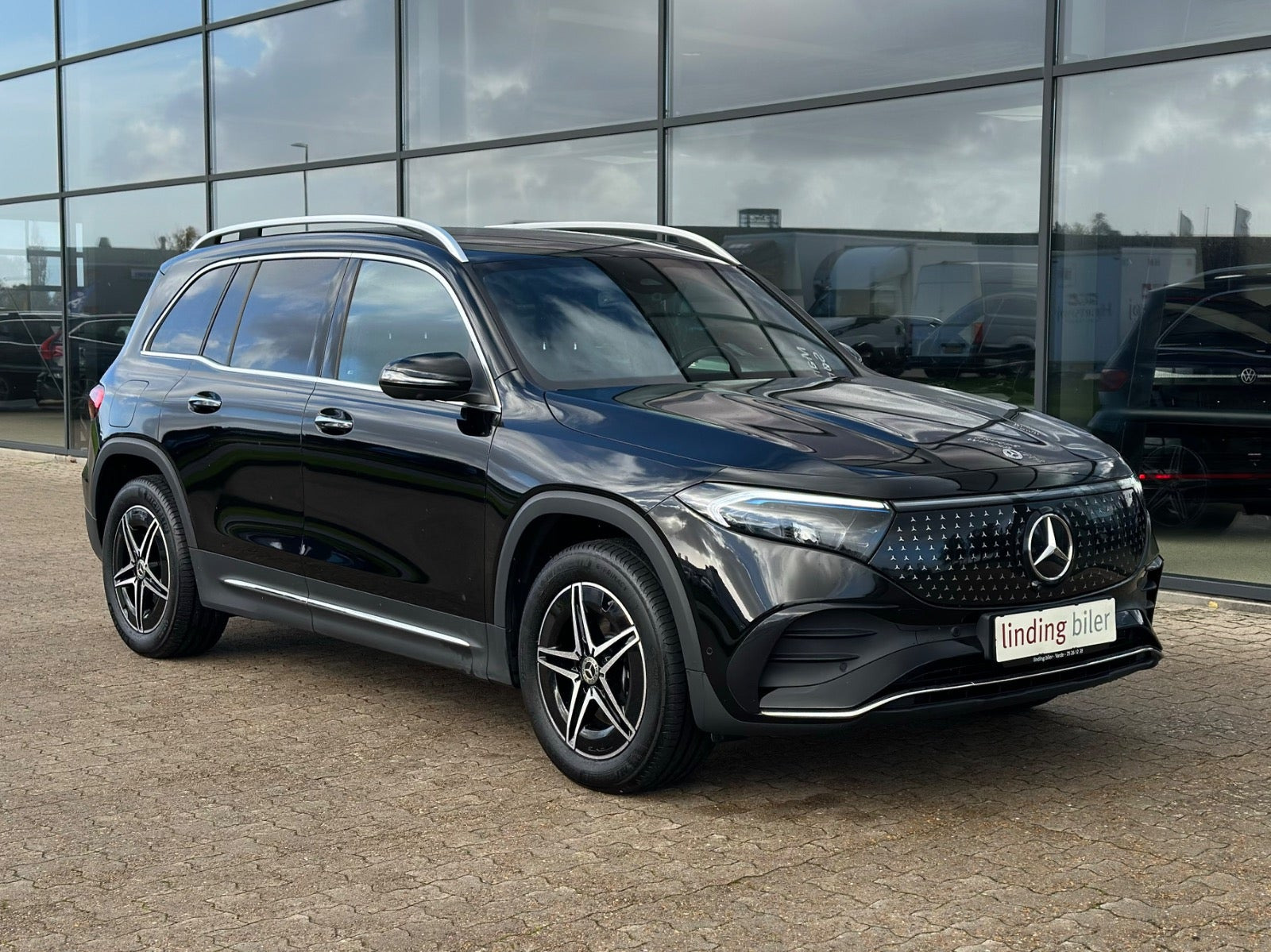 Mercedes EQB250+ AMG Premium