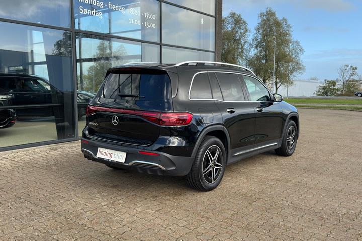 Sort Mercedes EQB250+ fra 2025