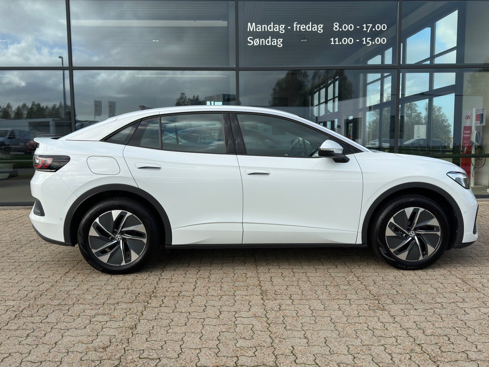Hvid VW ID.5 fra 2025