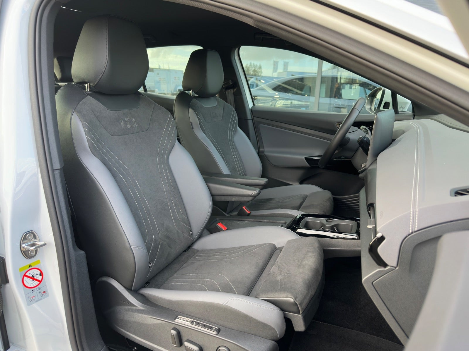 Hvid VW ID.5 fra 2025